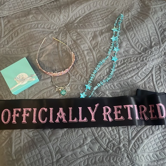 Retirement bundle - Picture 5 of 5